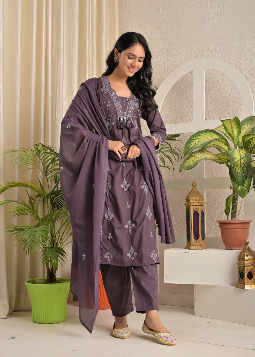 WhatsApp Image 2025-11-17 at 08.18.26 (2)